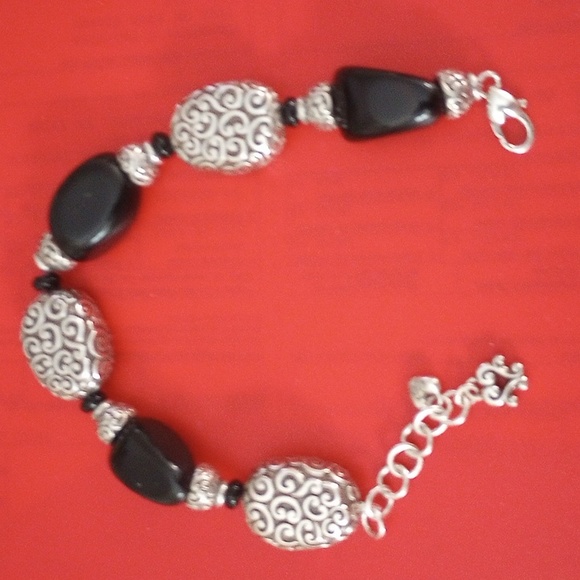 Brighton Chunky Bracelet with Black Onyx Beads and Extender - Picture 3 of 6